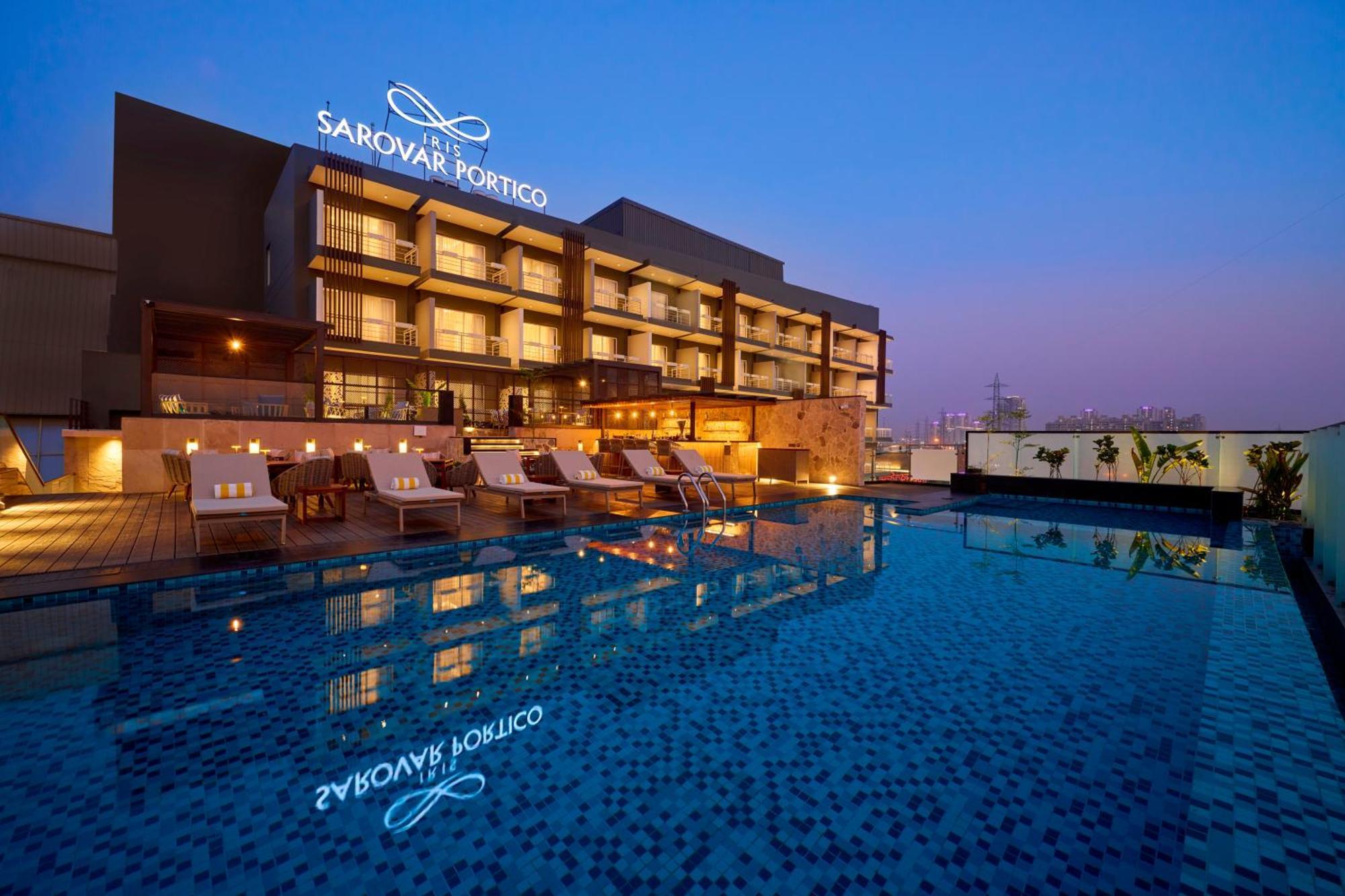 Iris Sarovar Portico Гургаон Экстерьер фото
