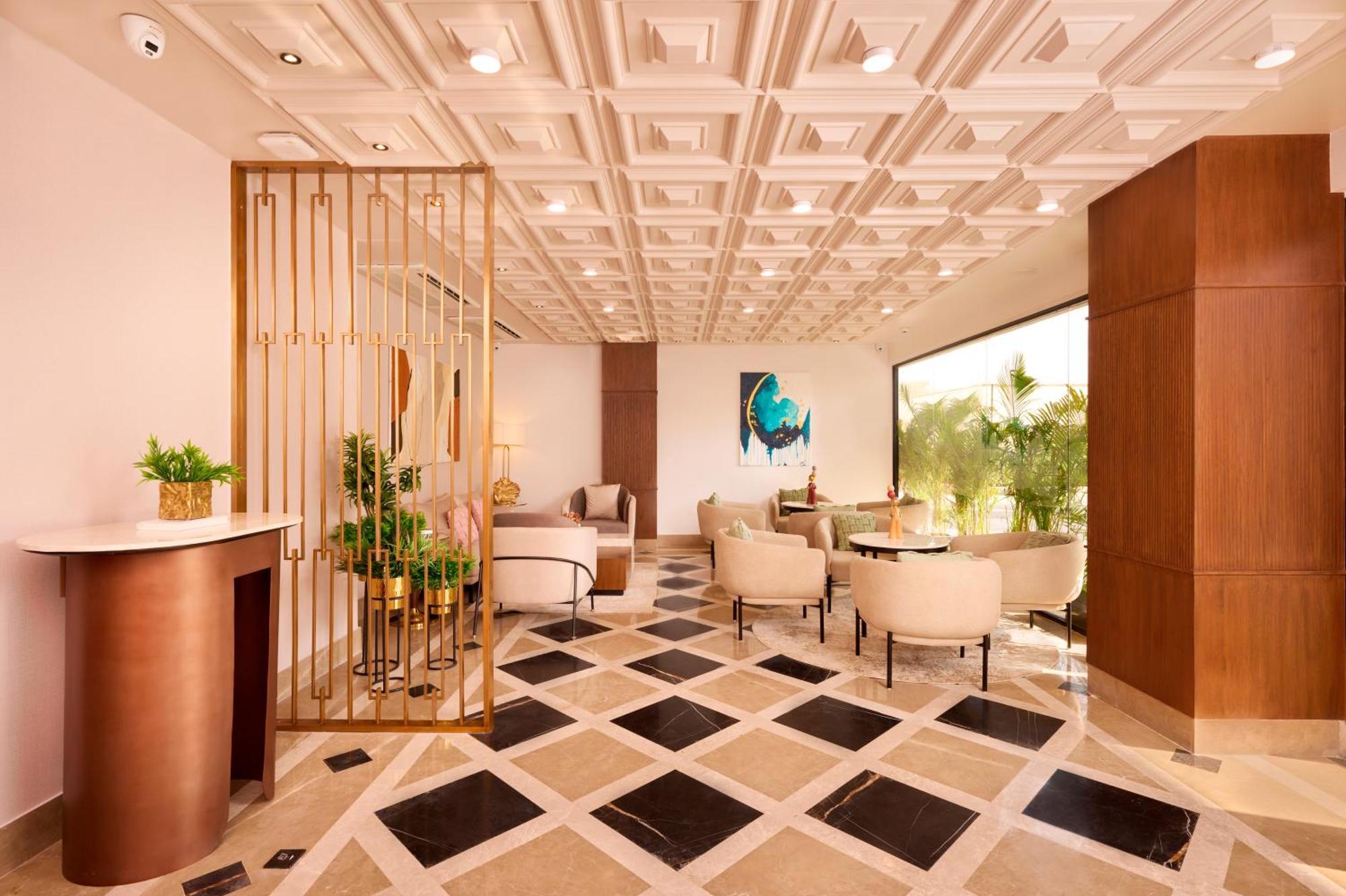 Iris Sarovar Portico Гургаон Экстерьер фото