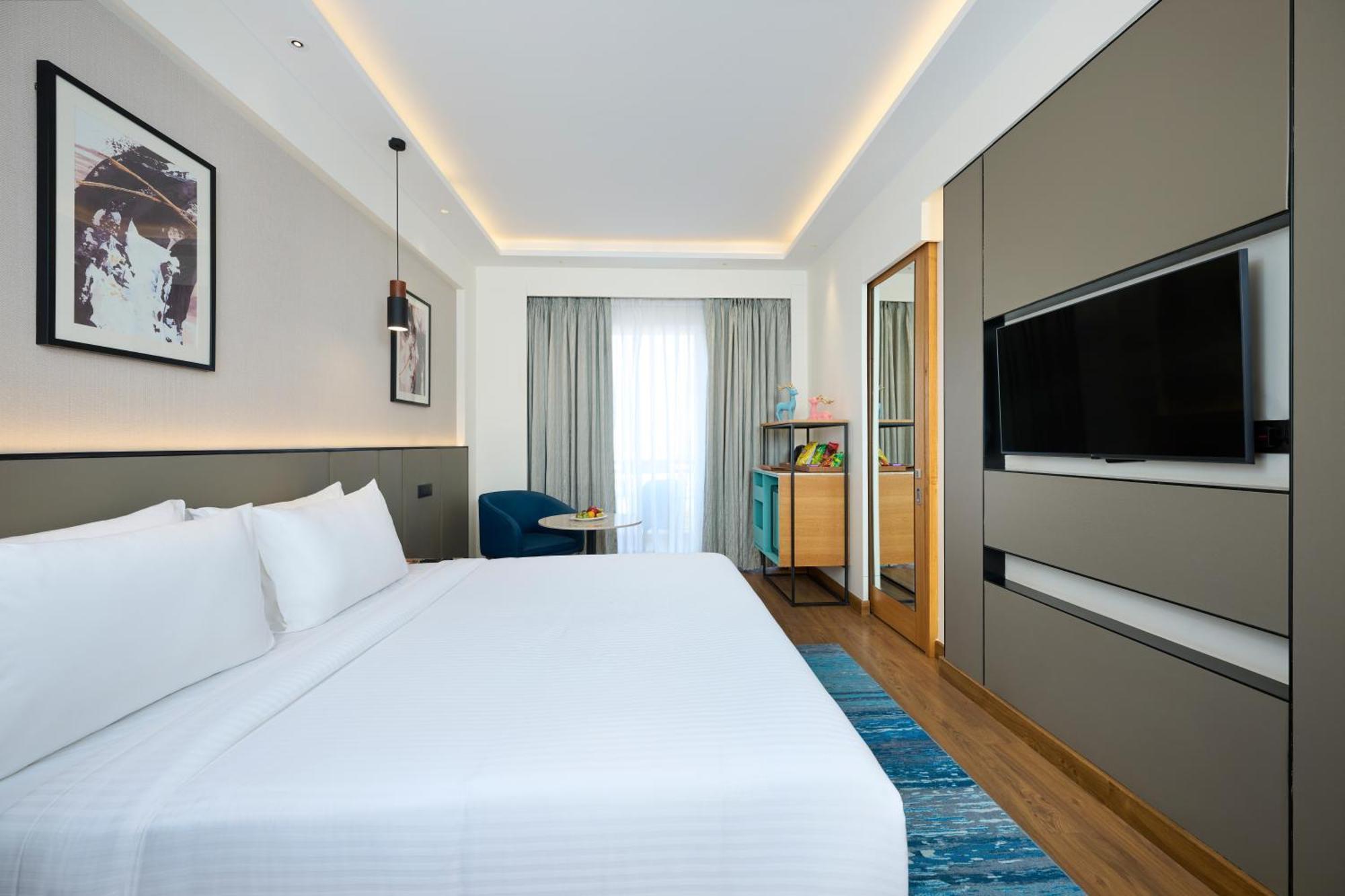 Iris Sarovar Portico Гургаон Экстерьер фото