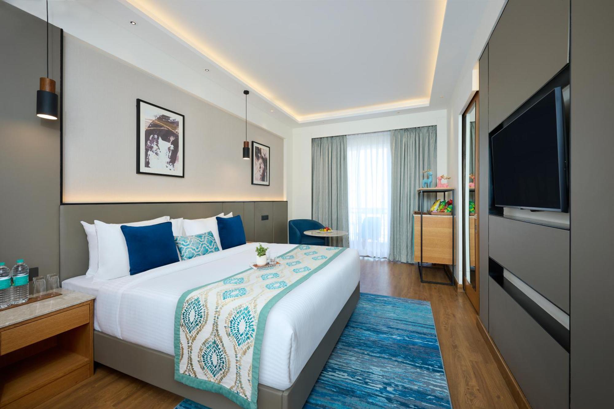 Iris Sarovar Portico Гургаон Экстерьер фото